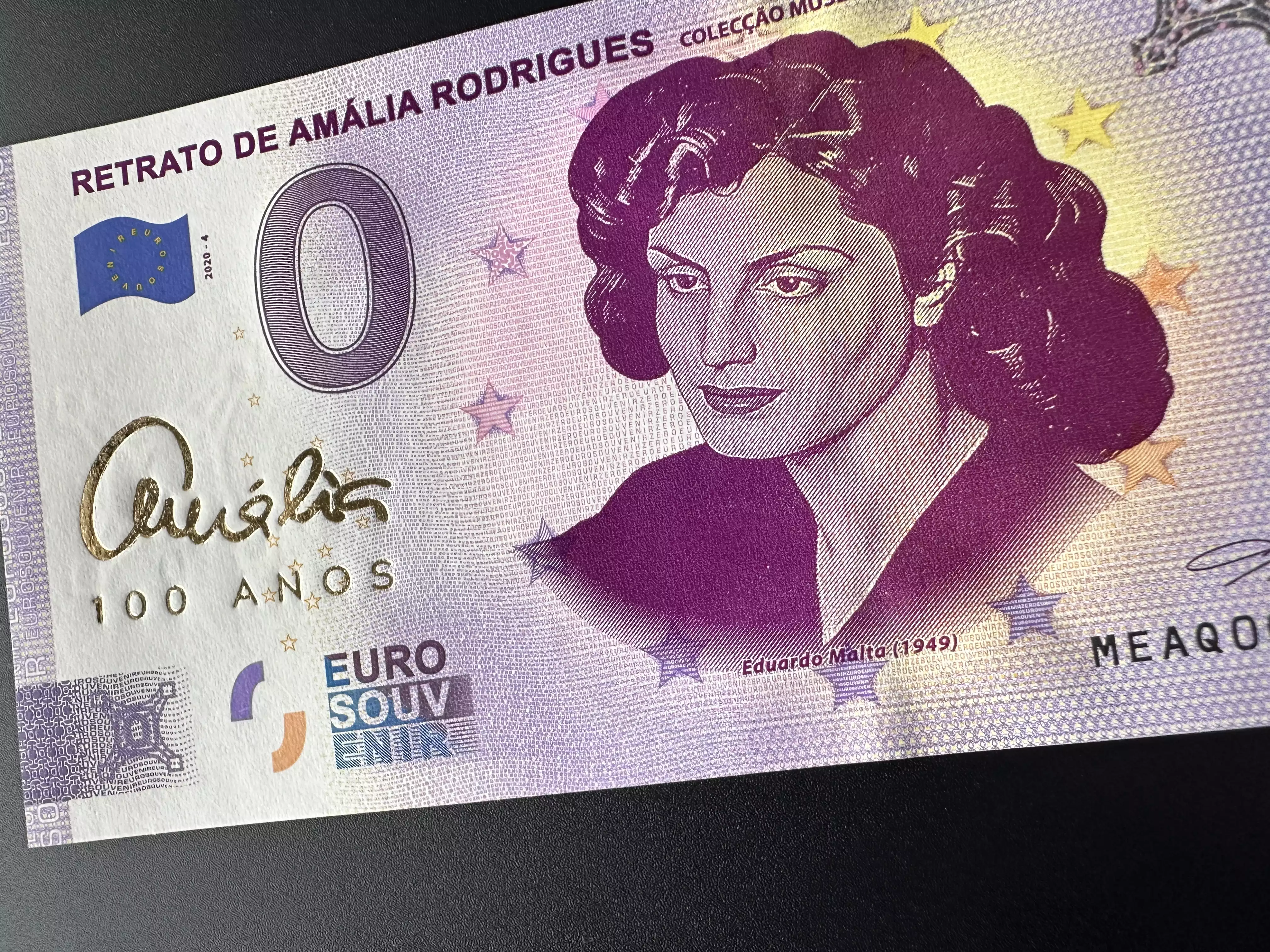 Folder Portrait of Amalia Rodrigues Museu do Caramulo